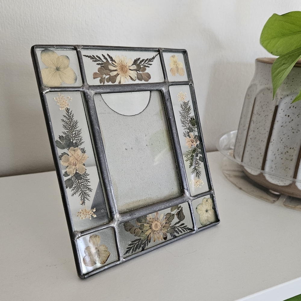 Vintage | Floral Photo Frame